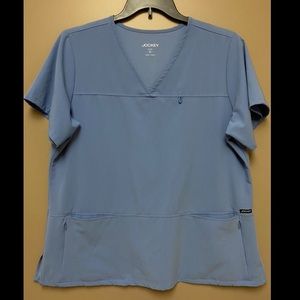 Jockey scrub top